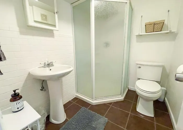 Wrigley Garden Unit